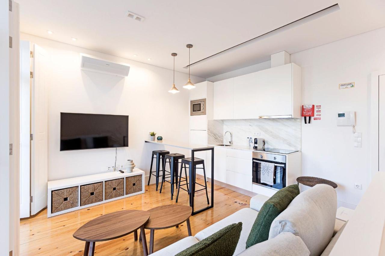 Wonderful Duplex W Private Patio & Ac By Lovelystay Porto Zewnętrze zdjęcie