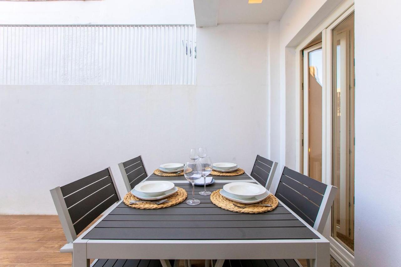 Wonderful Duplex W Private Patio & Ac By Lovelystay Porto Zewnętrze zdjęcie